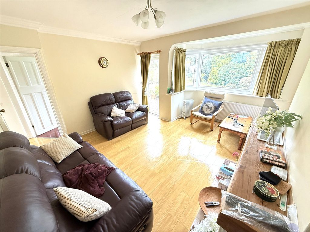 Property photo 2 of 13 Picture No. 14
