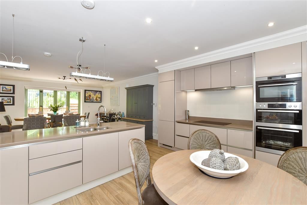 Property photo 1 of 28 Kitchen/Dining Room