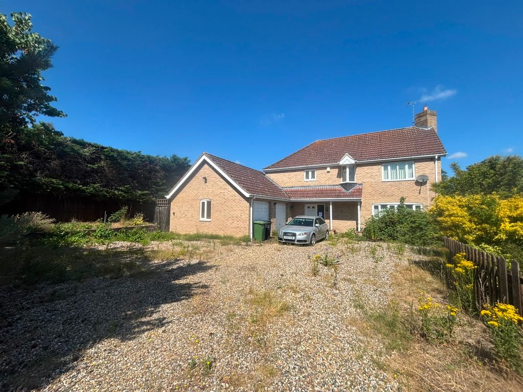 Property photo 1 of 2