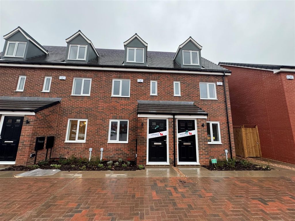 Property photo 1 of 12 Front.Jpg