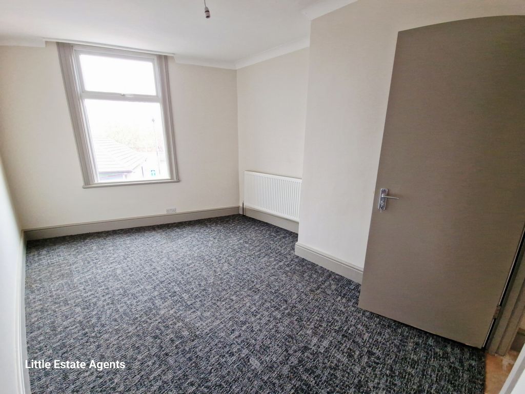 Property photo 2 of 6 Photo 2