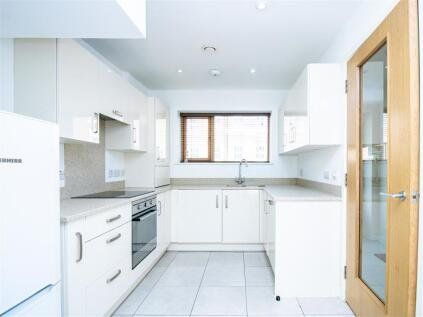 Property photo 2 of 10 Picture No. 07