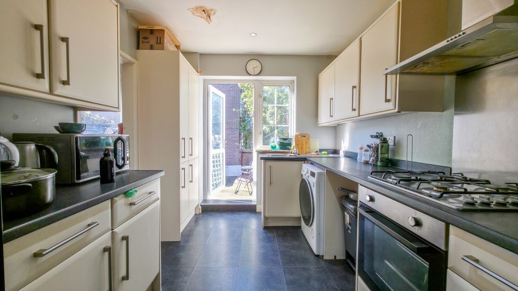 Property photo 3 of 25 20260321_142930