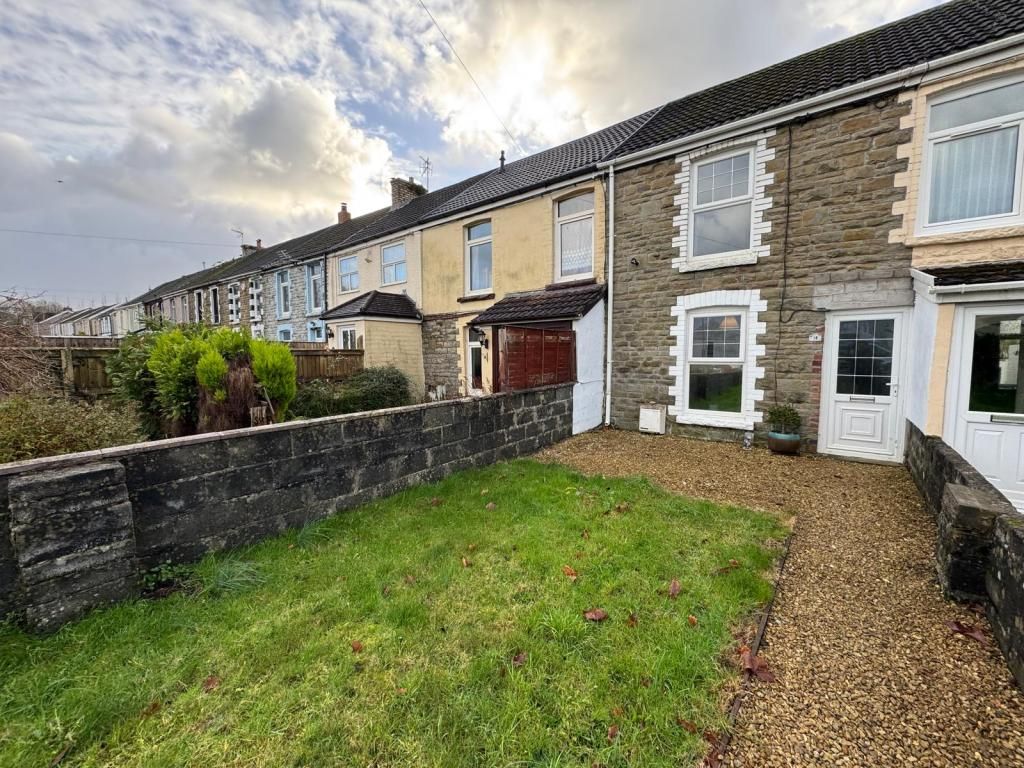 Property photo 2 of 32