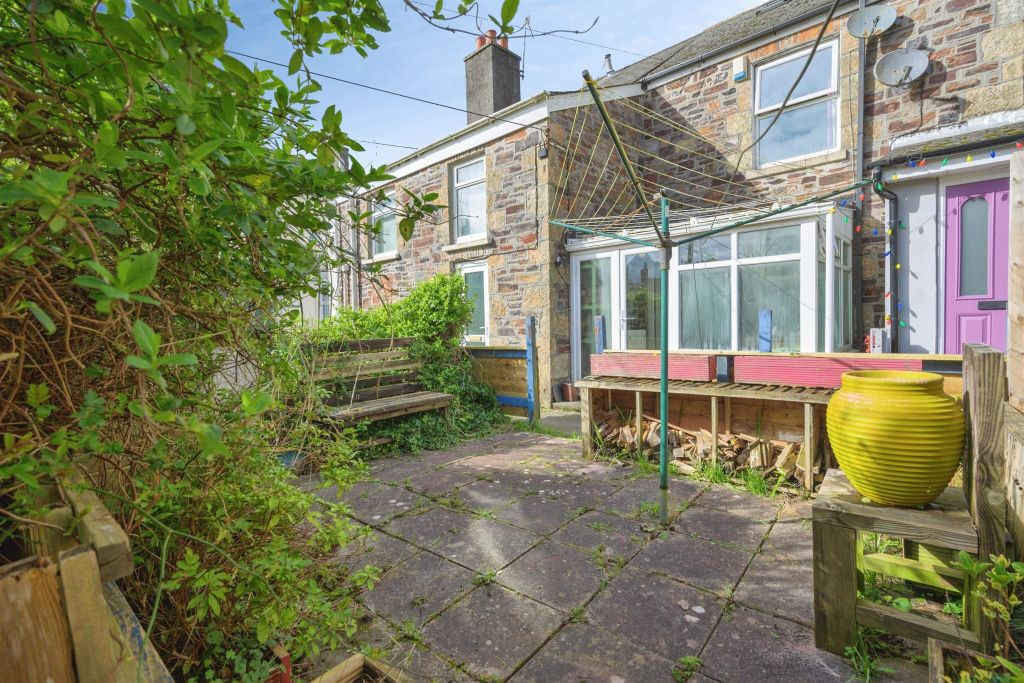 Property photo 1 of 21