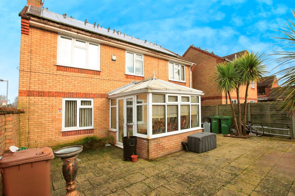 Property photo 1 of 17