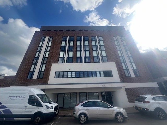 Property photo 1 of 11