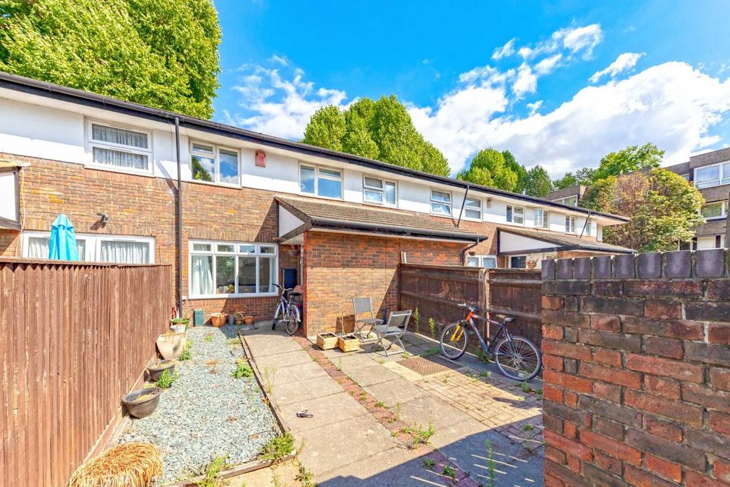 Property photo 1 of 10