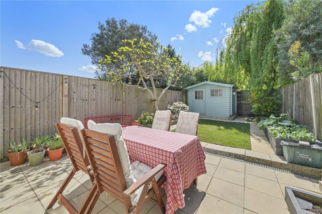 Property photo 1 of 18 Picture No. 14