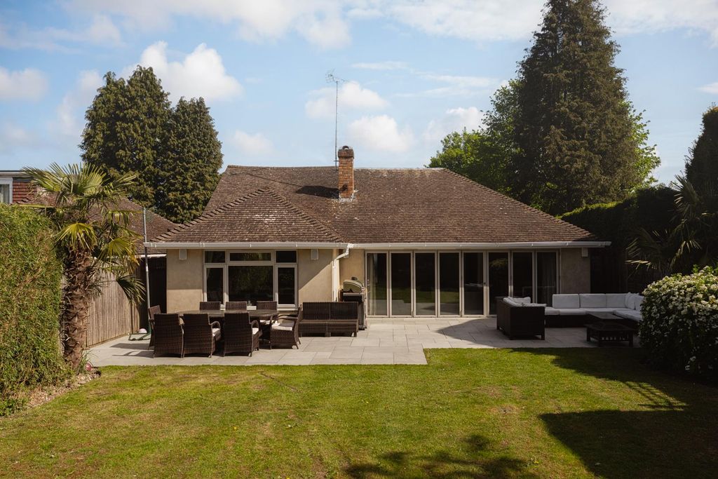 Property photo 3 of 23 Propertyportals 19.Jpg