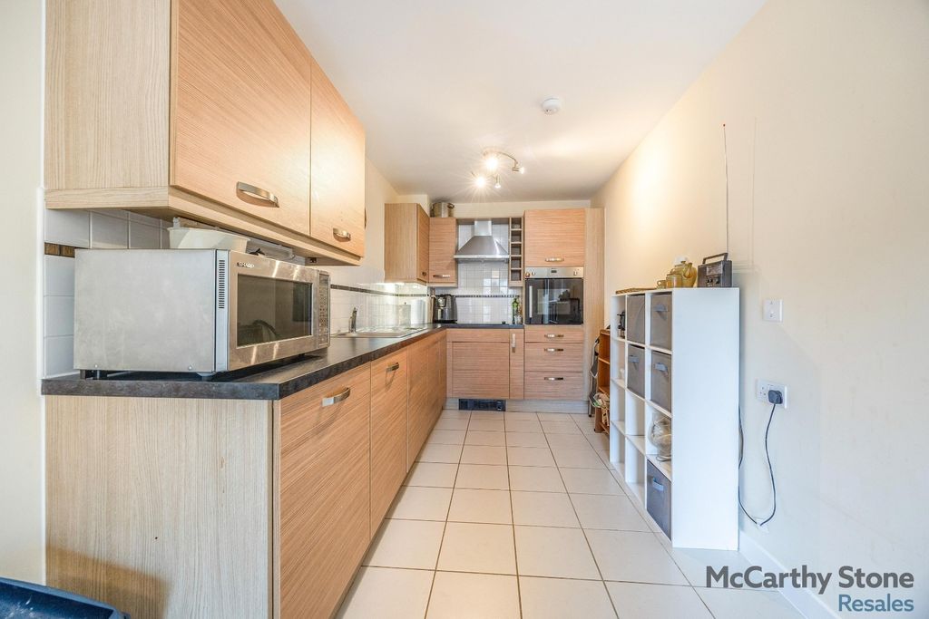 Property photo 3 of 22 Kitchen53Lc.Jpg