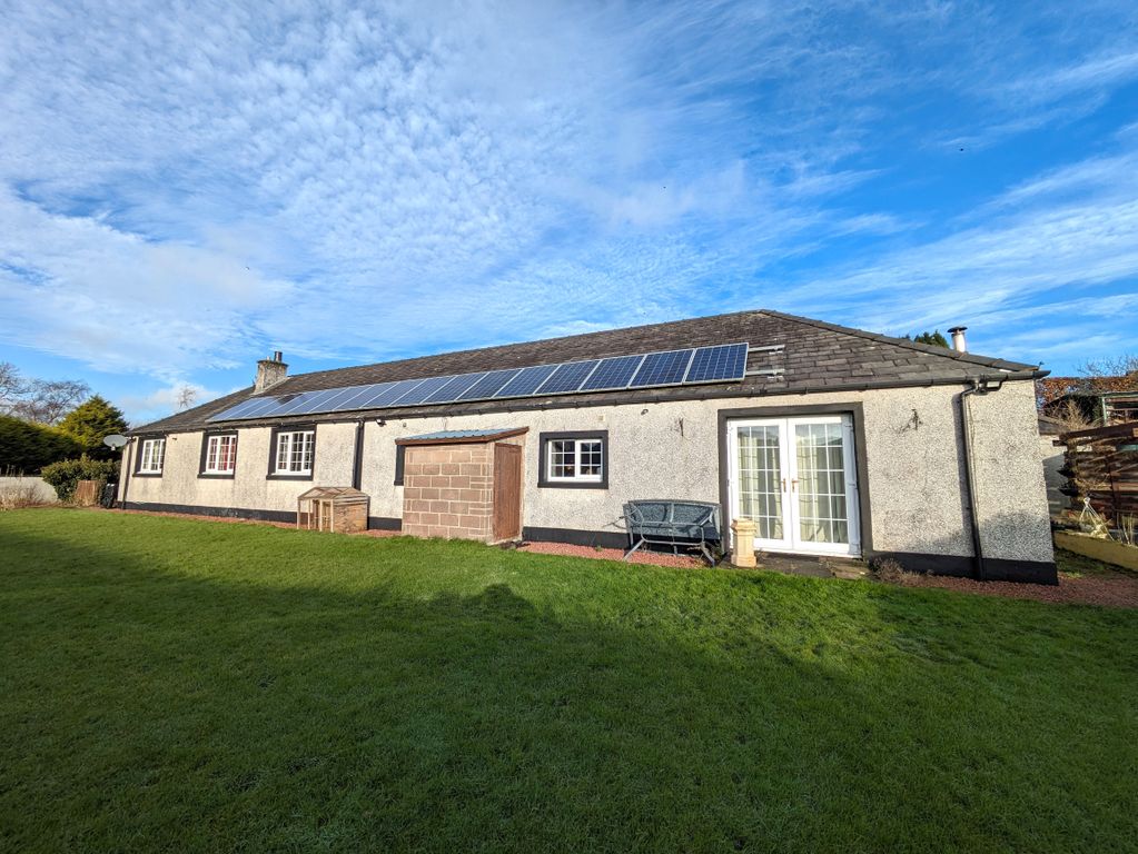 Property photo 3 of 32