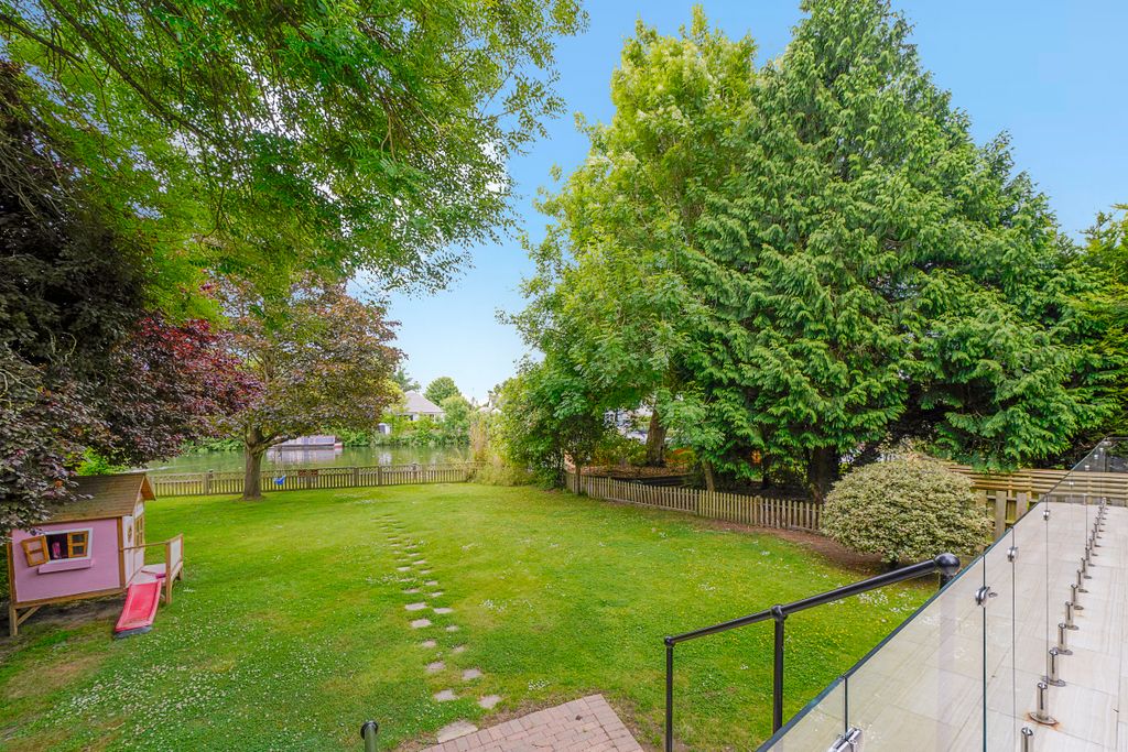 Property photo 3 of 19 Idlers, Dockett Eddy - Kkznzl2B1Q4Usryivn9U