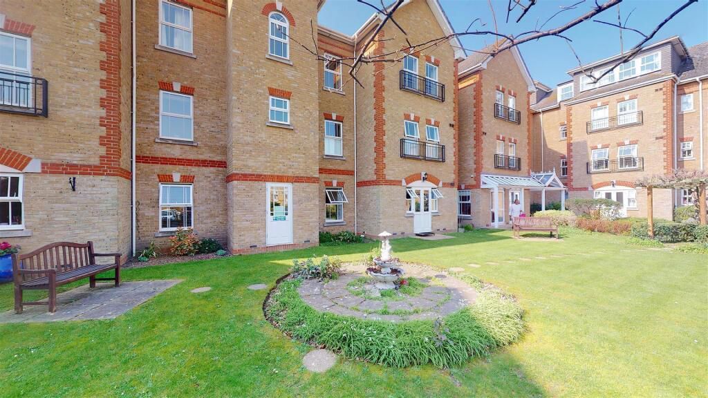 Property photo 1 of 13