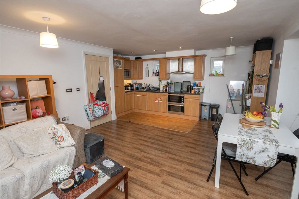 Property photo 3 of 9 Picture No. 07