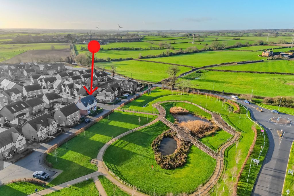 Property photo 2 of 29