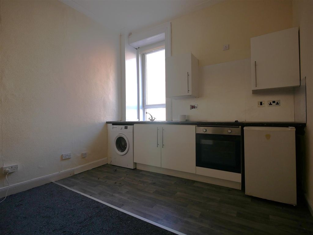 Property photo 3 of 5 P2120053.Jpg