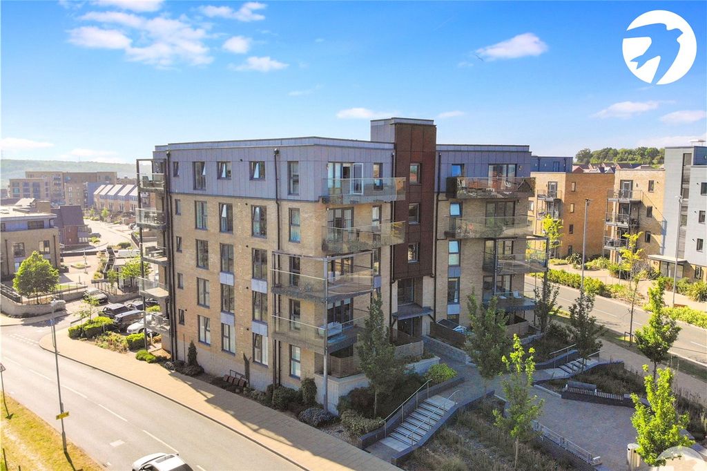 Property photo 1 of 18 Aerial