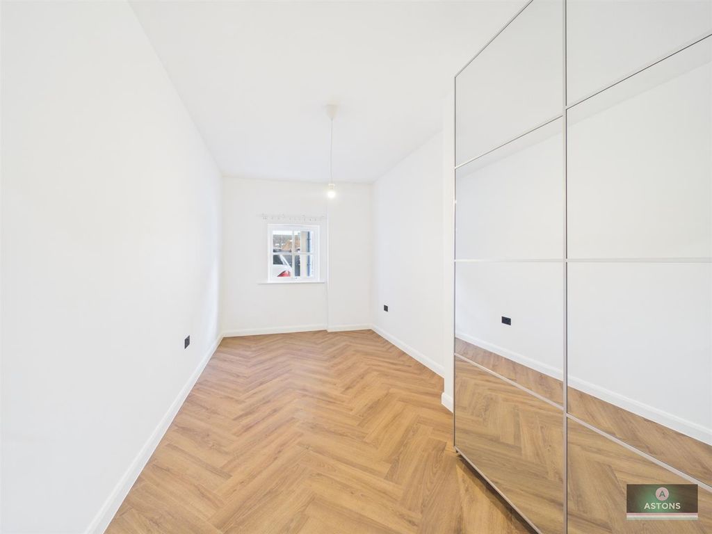 Property photo 2 of 7 Cam02067G0-Pr0298-Still011.Jpg