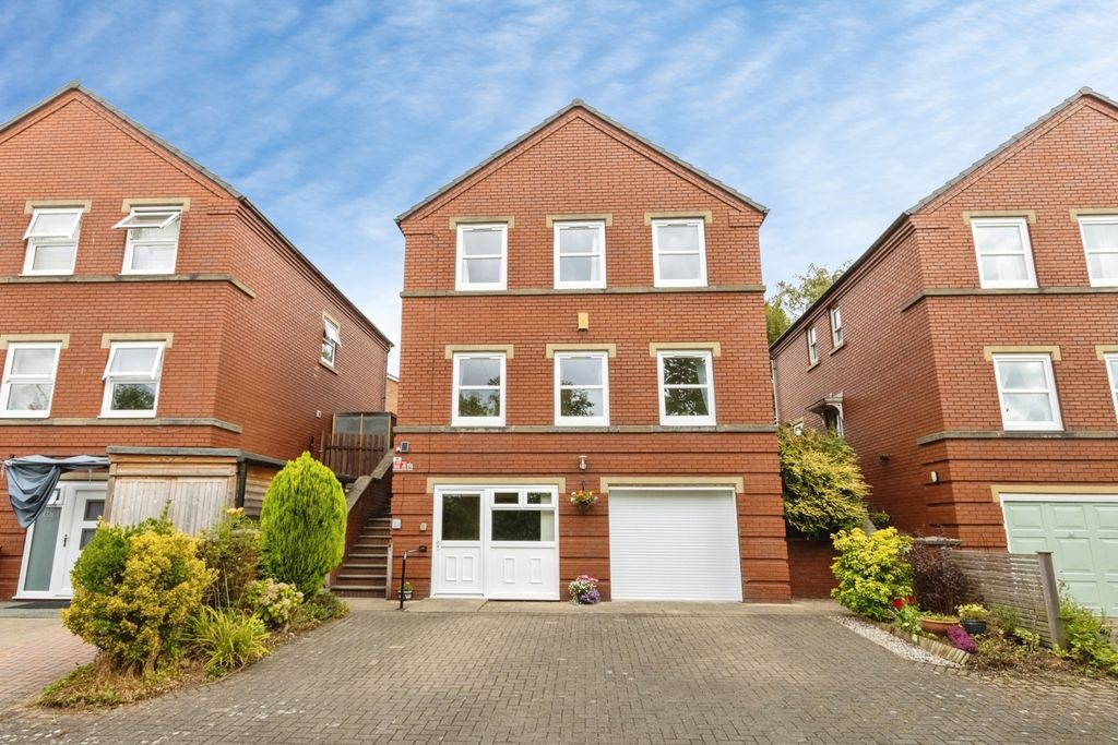 Property photo 1 of 34 Pbox-Img.Jpg