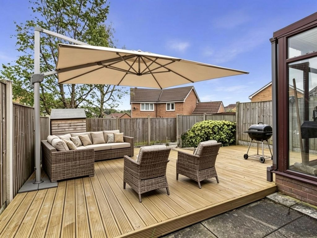 Property photo 3 of 20 Garden Area (Virtually Furnished)