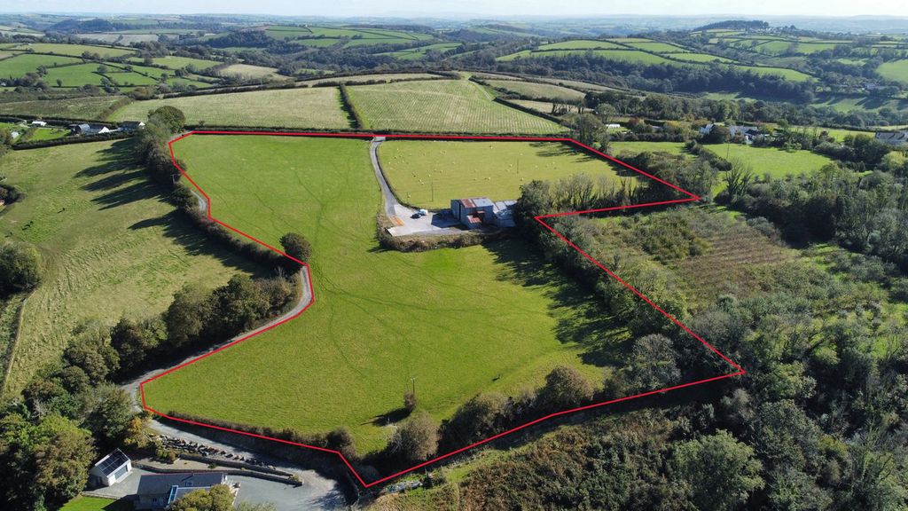 Property photo 1 of 20