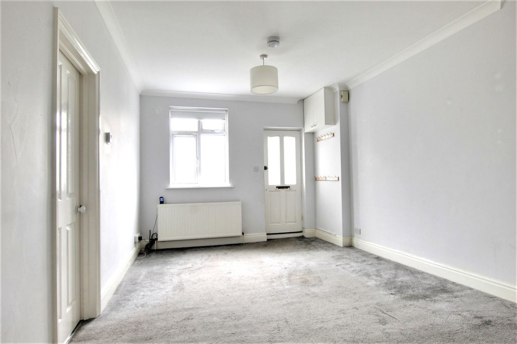 Property photo 2 of 9 2 Lounge Angle 1.Jpg