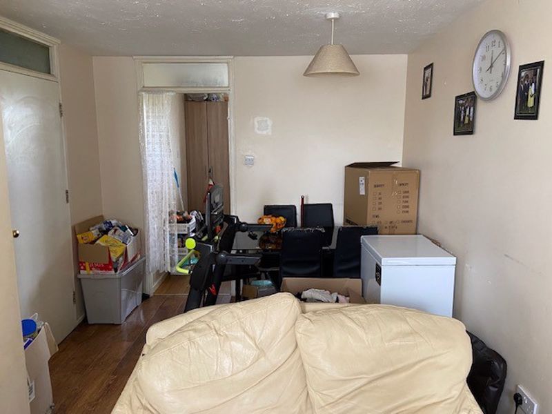 Property photo 3 of 12 Photo 10