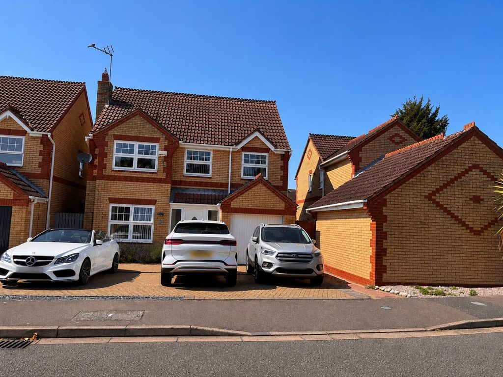 Property photo 1 of 11
