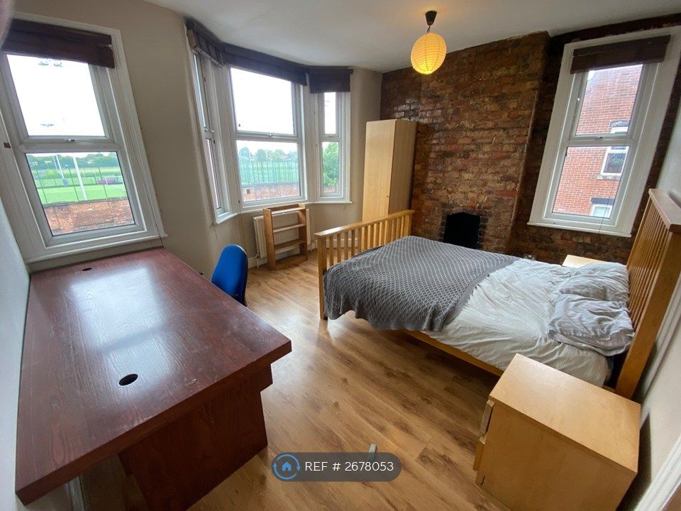 Property photo 3 of 5