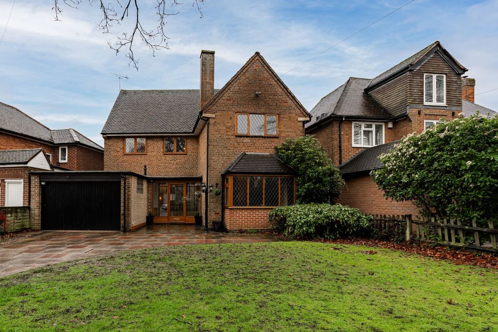 Property photo 1 of 37