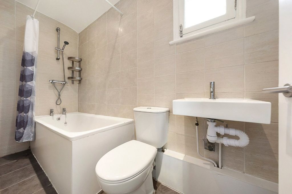 Property photo 3 of 12 Picture No. 34