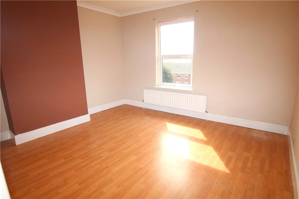 Property photo 3 of 6 Picture No. 04