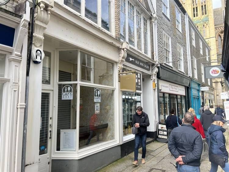 Property photo 2 of 6