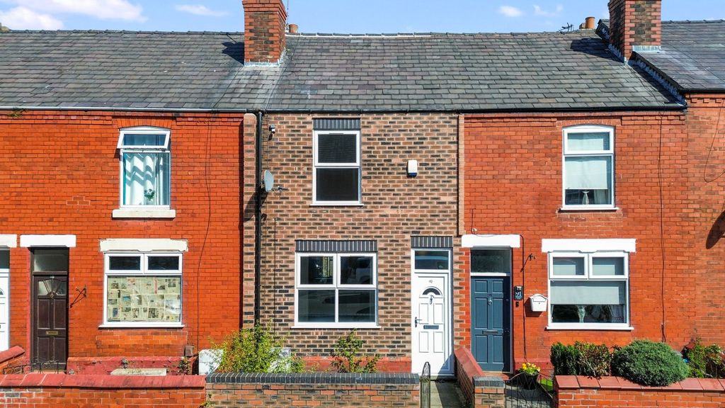 Property photo 1 of 18