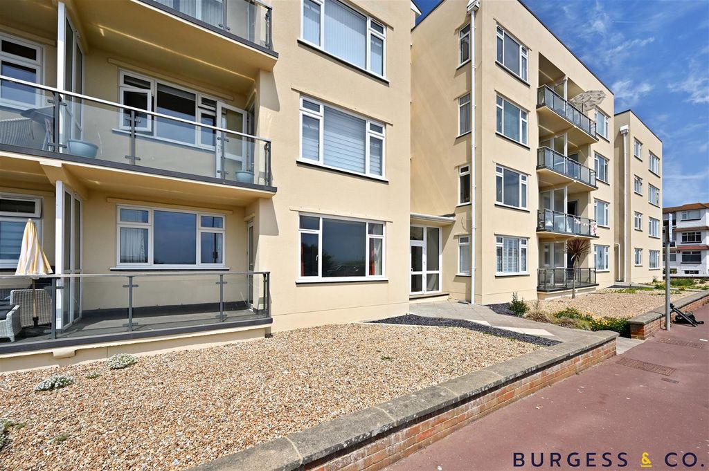 Property photo 1 of 17 Alderton Court -Tn393 (16).Jpg