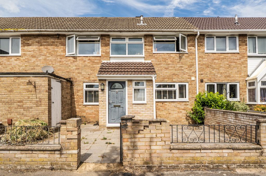 Property photo 1 of 18 1-6A354E3Fb16B0-1...
