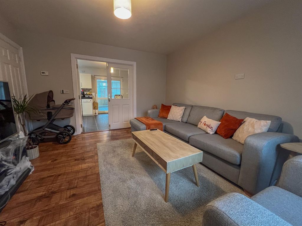 Property photo 3 of 12 21 Broogh Wyllin -03.Jpg