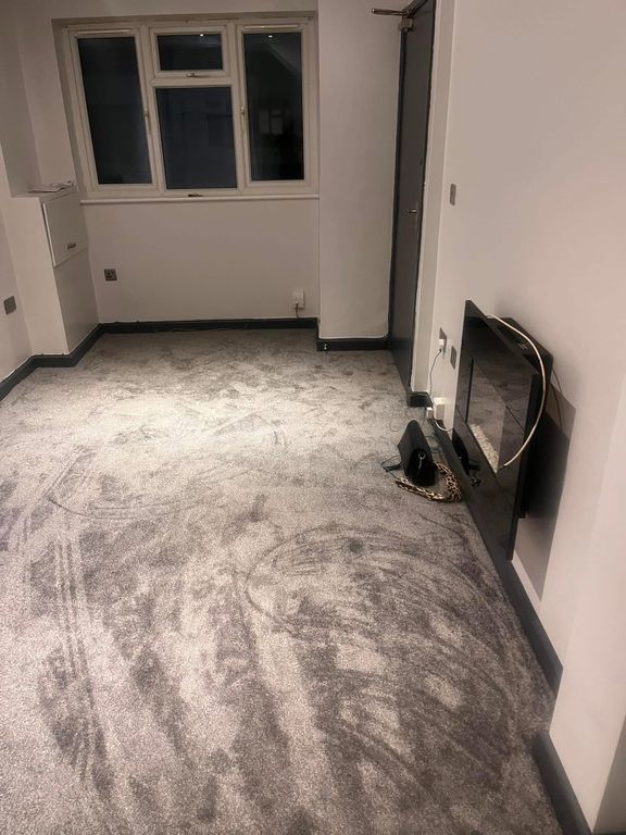 Property photo 2 of 8 Photo 1