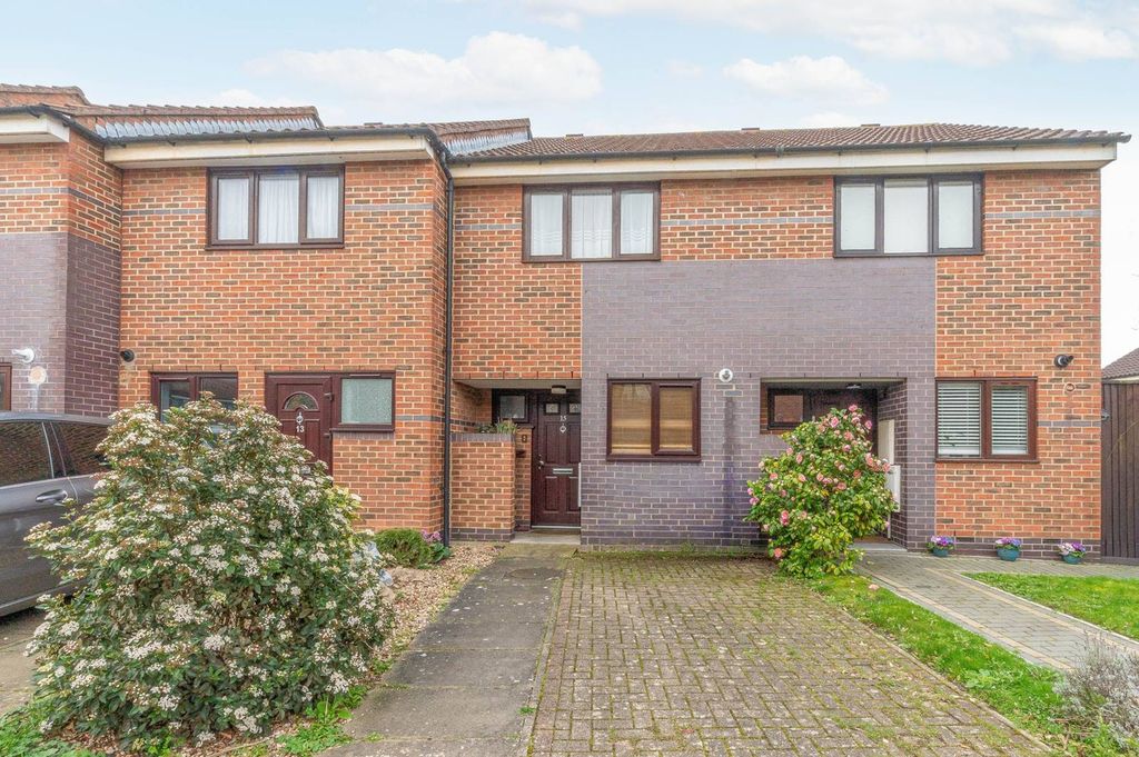 Property photo 1 of 9