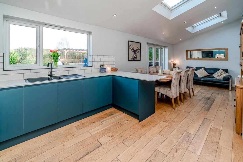 Property photo 2 of 53