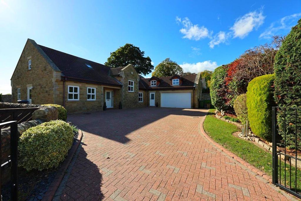 Property photo 1 of 31 Pbox-Img.Jpg