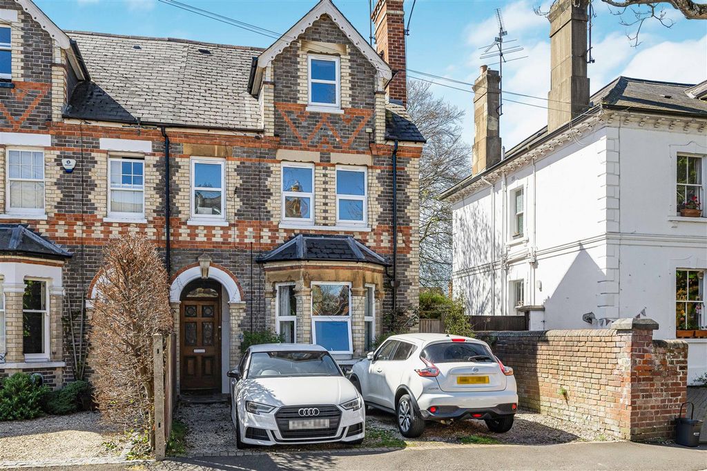 Property photo 1 of 13