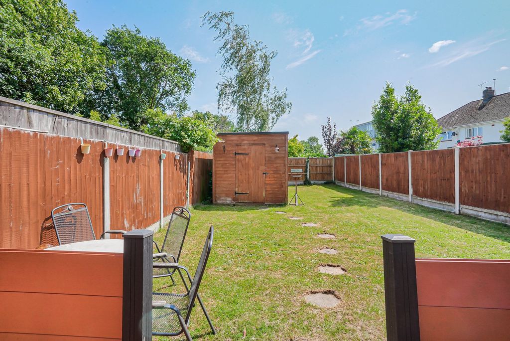 Property photo 2 of 21