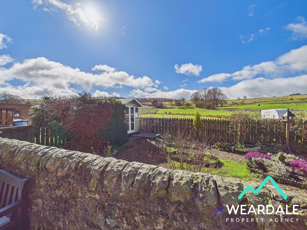 Property photo 3 of 40