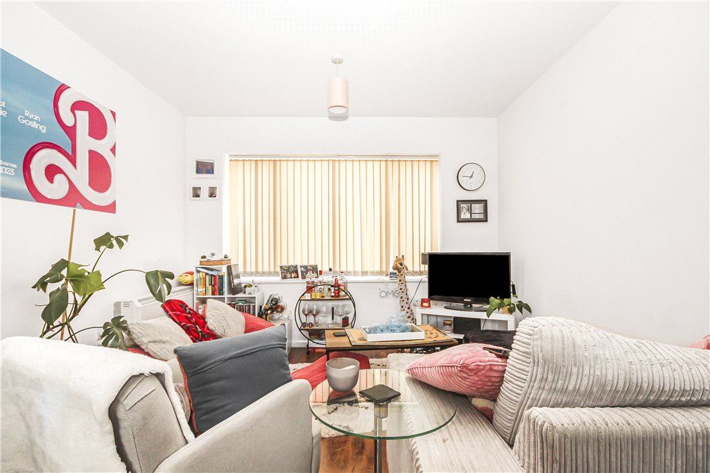 Property photo 2 of 12 Reception