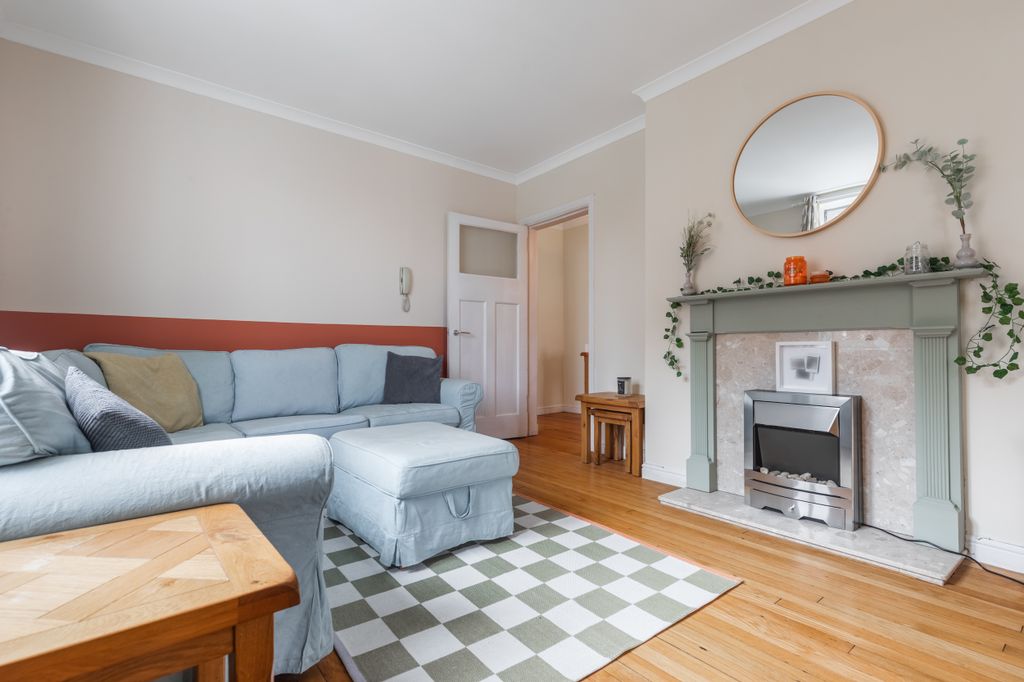 Property photo 3 of 28