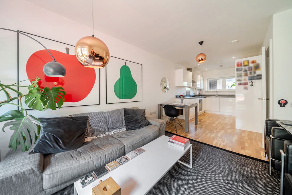 Property photo 1 of 16 1483508-4-6A3E712...