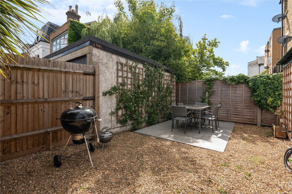 Property photo 3 of 12 Picture No. 25