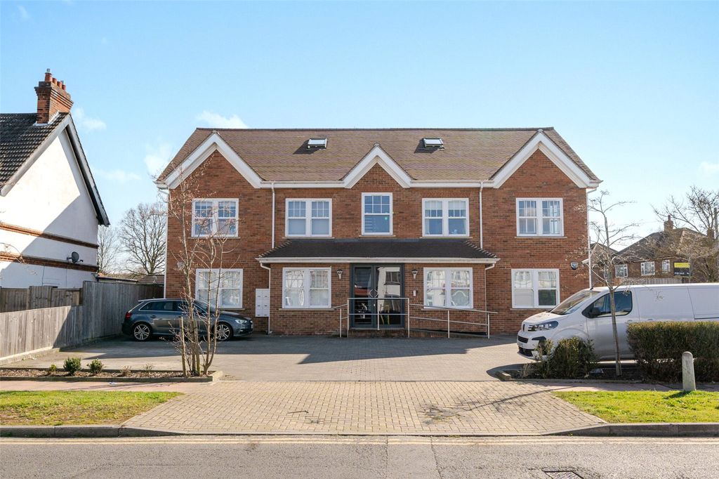 Property photo 1 of 10 External